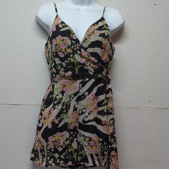 Guess Floral  Print Romper - Picture 1 of 5